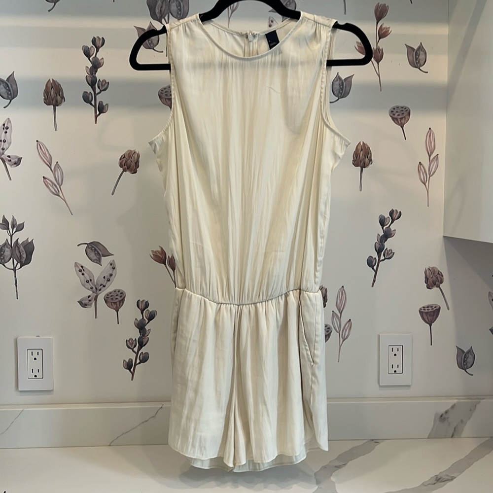 Gap Cream Jumper with Zipper Back